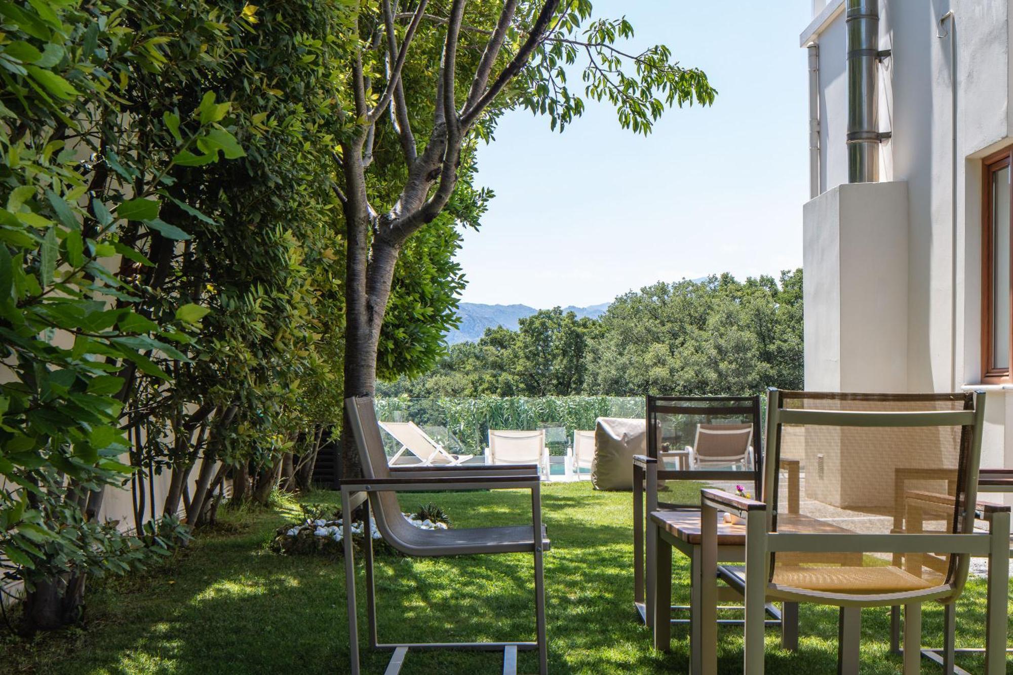 Villa Elesia Koxare Bagian luar foto