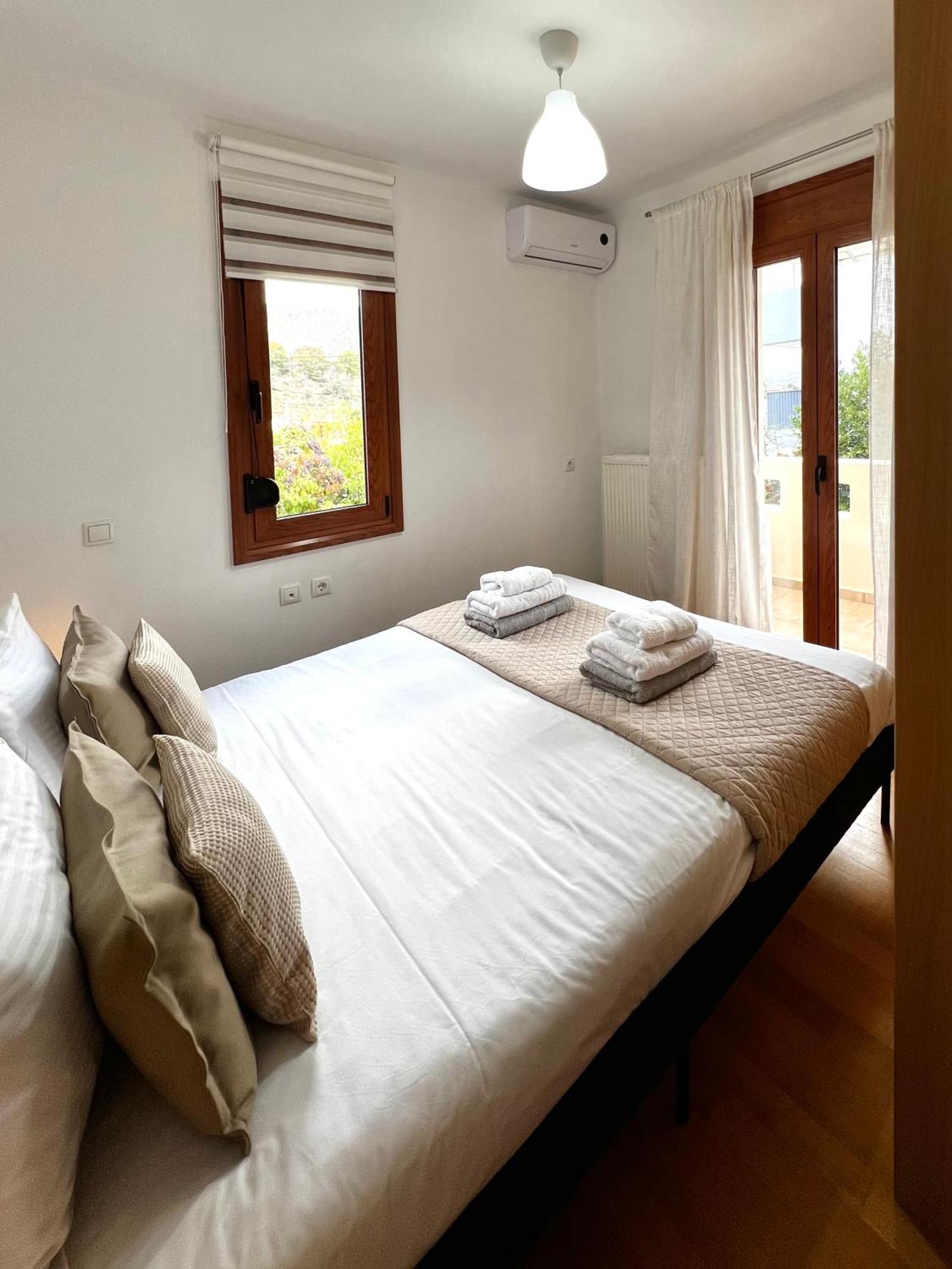 Villa Elesia Koxare Bagian luar foto